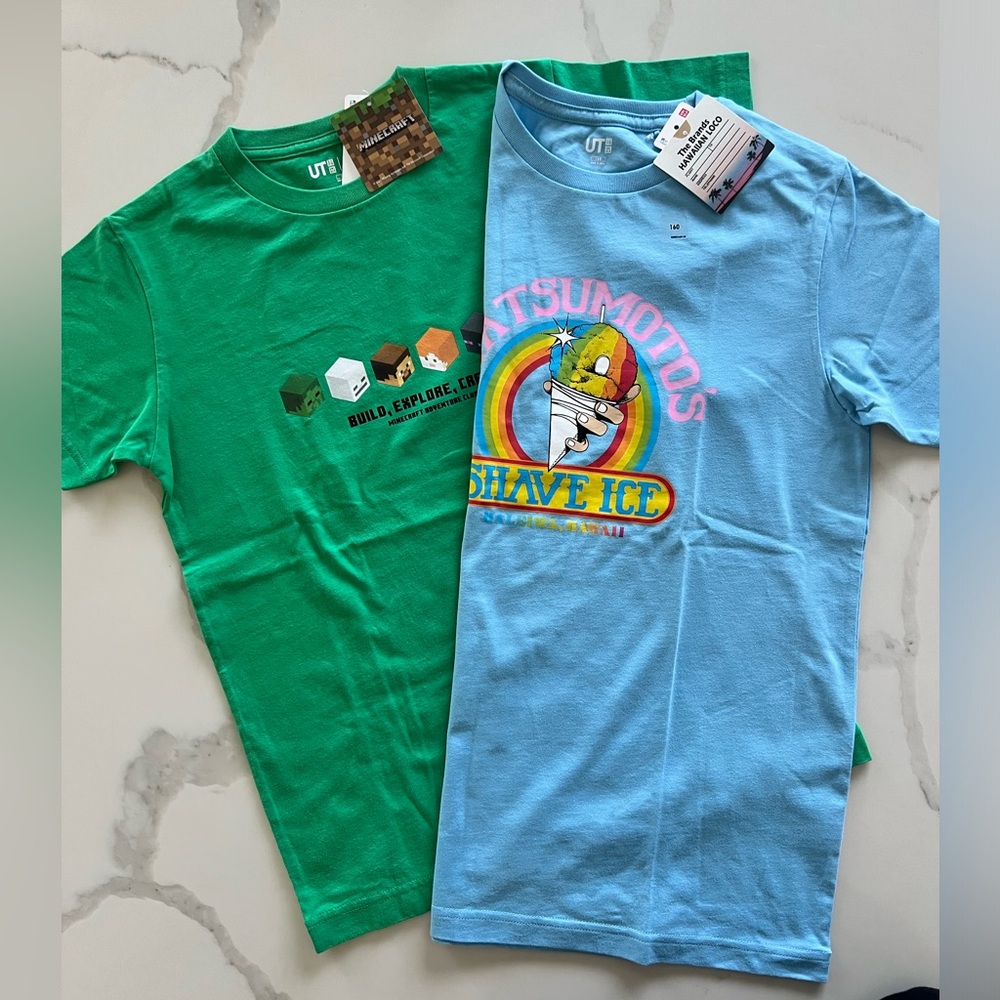 Lot of 2 Uniqlo UT kids tee size 150/160